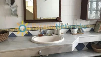 Casa adosada en alquiler en Nucli Urbà, Nucli Urbà (Oliva) de 800 €<span>/mes</span>