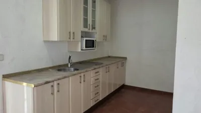 House in Centre photo 8