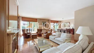 Single-family chalet on Avenida Mestra Dolors Barceló photo 3