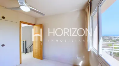 Semi-detached house on Avinguda d'Anglaterra photo 36