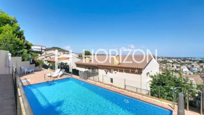 Semi-detached house on Avinguda d'Anglaterra photo 11