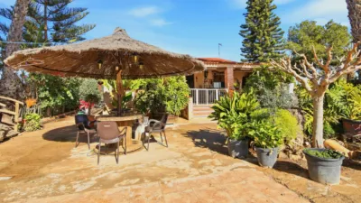 Single-family chalet in Polígono Baya Baja, nº 2145A photo 3