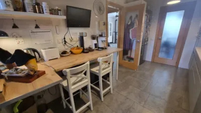 Semi-detached chalet on Avenida María Moliner photo 21