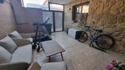 Semi-detached chalet on Avenida María Moliner photo 35