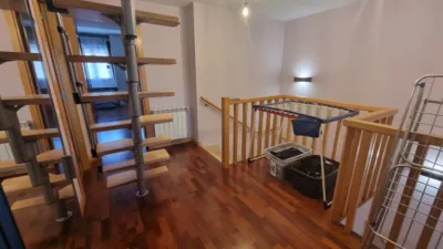 Semi-detached chalet on Avenida María Moliner photo 2