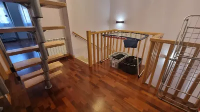 Semi-detached chalet on Avenida María Moliner photo 7