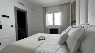 Penthouse on Calle Castelló photo 18