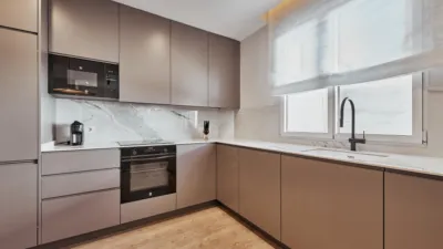 Apartment on Calle del Alcalde Sáinz de Baranda photo 2