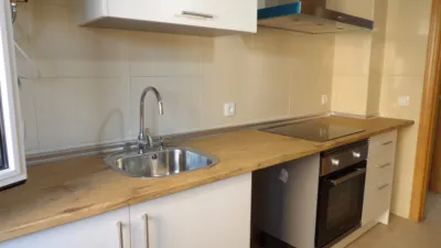 Piso en alquiler en Calle Avd San Crispin, Número 0, Fuensalida de 700 €<span>/mes</span>