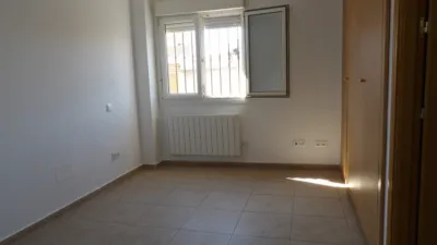 Piso en alquiler en Calle Avd San Crispin, Número 0, Fuensalida de 700 €<span>/mes</span>
