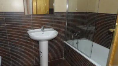 Piso en alquiler en Calle Avd San Crispin, Número 0, Fuensalida de 700 €<span>/mes</span>