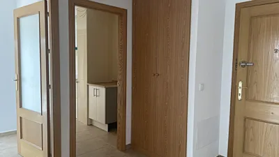 Piso en alquiler en Avenida de San Crispín, Fuensalida de 750 €<span>/mes</span>