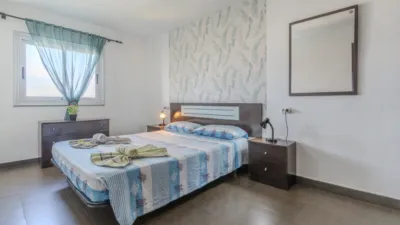 Apartamento en venta en Avenida Santiago Puig, Playa de Las Américas (Arona) de 350.000 €