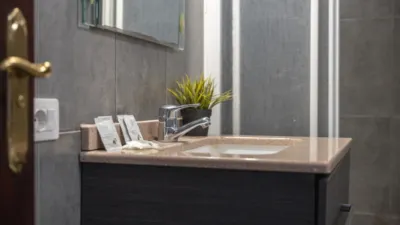 Apartamento en venta en Avenida Santiago Puig, Playa de Las Américas (Arona) de 350.000 €