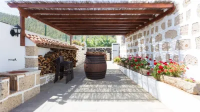 Rustic Chalet on Camino Las Paredes Cruz de Tea photo 30