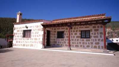 Rustic Chalet on Camino Las Paredes Cruz de Tea photo 4