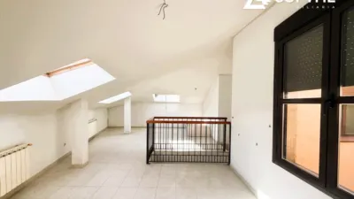 Piso en venta en Calle de Teresa Enríquez, Torrijos de 180.000 €