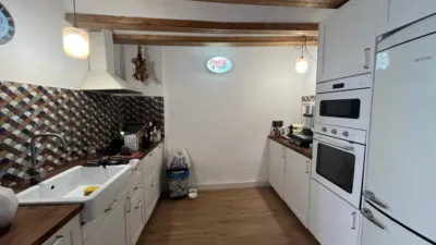 Casa en venta en Calle Mestre Barona, La Pobla de Vallbona de 390.000 €
