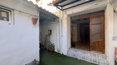 Casa en venta en Calle Mestre Barona, La Pobla de Vallbona de 390.000 €