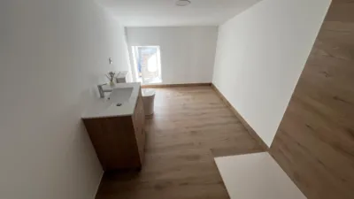 Casa en venta en Calle Mestre Barona, La Pobla de Vallbona de 390.000 €