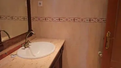 Semi-detached chalet on Calle de Infanta Cristina photo 8
