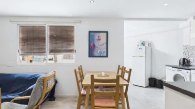 Apartment on Avinguda de la Malva-rosa photo 3