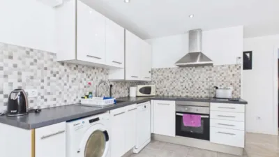 Apartment on Avinguda de la Malva-rosa photo 9