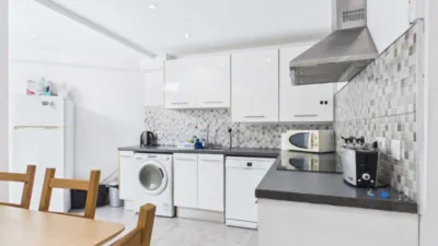 Apartment on Avinguda de la Malva-rosa photo 4