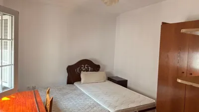 Piso en alquiler en Calle de Altozano, Ciudad Jardín (Badajoz Capital) de 190 €<span>/mes</span>