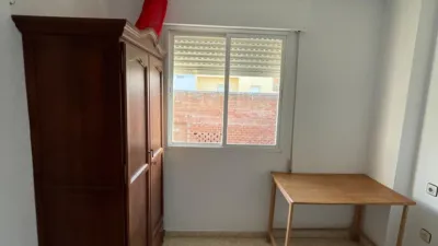 Piso en alquiler en Calle de Vicente Delgado Algaba, cerca de Calle de Linares, María Auxiliadora-Barriada de Llera (Badajoz Capital) de 795 €<span>/mes</span>