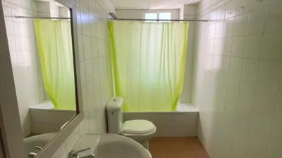 Piso en alquiler en Calle de Vicente Delgado Algaba, cerca de Calle de Linares, María Auxiliadora-Barriada de Llera (Badajoz Capital) de 795 €<span>/mes</span>