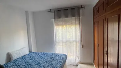 Piso en alquiler en Calle de Vicente Delgado Algaba, cerca de Calle de Linares, María Auxiliadora-Barriada de Llera (Badajoz Capital) de 795 €<span>/mes</span>