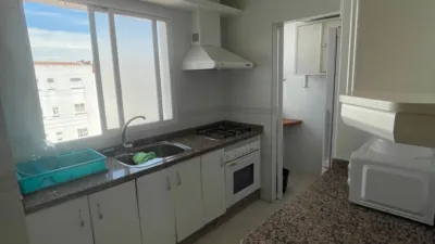 Piso en alquiler en Calle de Alconchel, Huerta Rosales-Valdepasillas (Badajoz Capital) de 800 €<span>/mes</span>