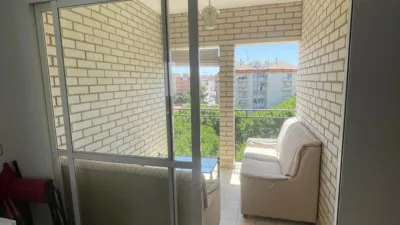 Piso en alquiler en Calle de Alconchel, Huerta Rosales-Valdepasillas (Badajoz Capital) de 800 €<span>/mes</span>