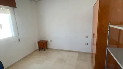 Piso en alquiler en Calle de Alconchel, Huerta Rosales-Valdepasillas (Badajoz Capital) de 800 €<span>/mes</span>