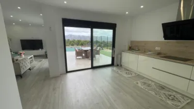 Detached family home on Calle de la Orquídea photo 12