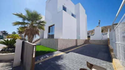 Chalet on Calle d'Equador photo 4