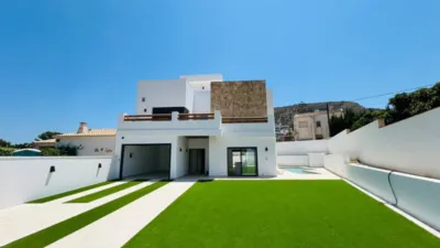 Detached house on Carrer de Bergen photo 17