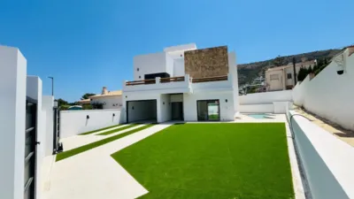 Detached house on Carrer de Bergen photo 19