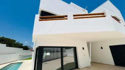 Detached house on Carrer de Bergen photo 3