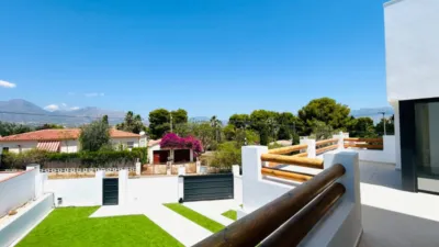Detached house on Carrer de Bergen photo 99