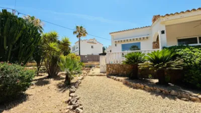 Single-family chalet on Carrer de Bergen photo 2