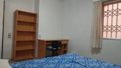 Piso en alquiler en Calle de California, Ciudad Jardín-Tagarete-Zapillo (Almería Capital) de 850 €<span>/mes</span>