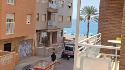 Piso en alquiler en Calle de California, Ciudad Jardín-Tagarete-Zapillo (Almería Capital) de 850 €<span>/mes</span>