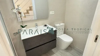 Casa pareada en venta en Calle de San Crescencio, Casco Urbano (Almuñécar) de 350.000 €
