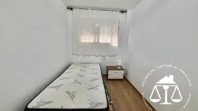 Apartment in La Verneda-La Pau photo 13