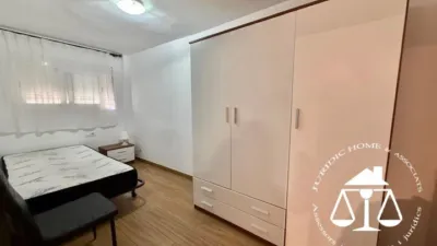 Apartment in La Verneda-La Pau photo 12