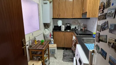 Piso en venta en Carrer del Progrés, cerca de Carrer de la Mare de Déu dels Desemparats, La Torrassa (L'Hospitalet de Llobregat) de 190.000 €