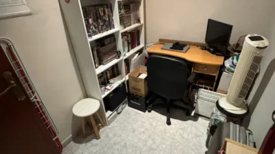 Piso en venta en Carrer del Progrés, cerca de Carrer de la Mare de Déu dels Desemparats, La Torrassa (L'Hospitalet de Llobregat) de 190.000 €