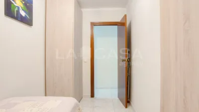 Piso en venta en Carrer de Vinaròs, Pubilla Cases (L'Hospitalet de Llobregat) de 205.000 €